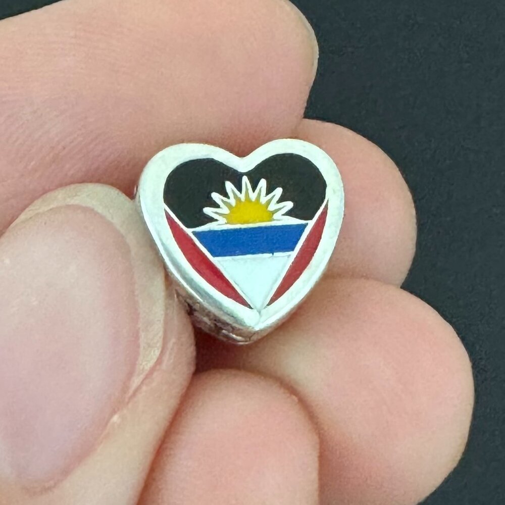 Pandora I love Antigua and Barbuda Flag Heart Exclusive Charm